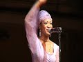 primeres actuacions del gresca a la fresca a la pla�a josep pla de figueres. toni subirana i tyron wade and the marvelettes.