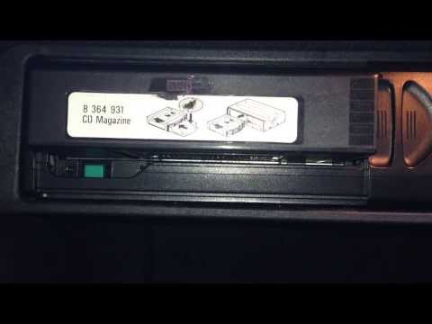 How to eject disc tray from CD changer / Range Rover 2004
