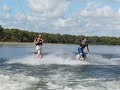 2 wakes main aux fesses :]