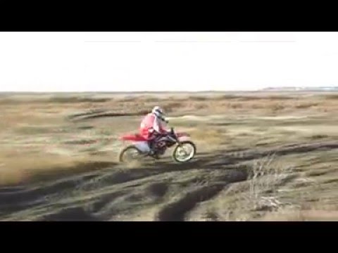 cross - 250 CRF 2007 moto cross port saint louis.