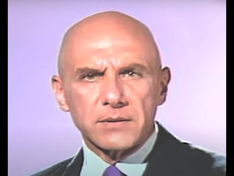 berniesiegel - To See entire 2 hr video visit http://www.createspace.com/204467 Dr. Bernie Siegel has spent 40 years devoted to cancer patients and their families. His alte...