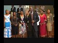 KWAYA YA ANGAZA IKIONGOZWA NA MUIMBAJI KUTOKA KANISA LA MAGOMENI.RECORDED BY DONALD BITURO.