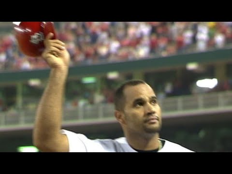 Video: Pujols hits his 38th, 39th homers of 2005