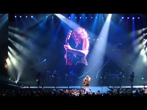 Video: Taylor Swift Covering
