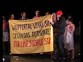 Wuppertaler_innen entern das Opernhaus