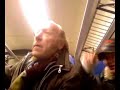 zwerver: drinkt en stinkt