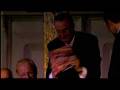 Overhandiging boek '100 x 15' aan koning Albert II