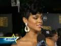 videos de Rihanna Arriving with kanye west at AMA AccessHollywood INTERVIEW