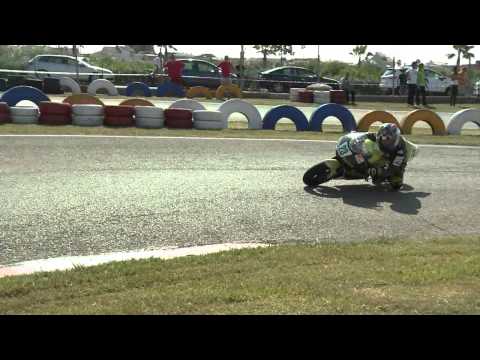 ¿Quieres ser piloto de motos? Becas para niños piloto 2012 0 ¿Quieres ser piloto de motos? Becas para niños piloto 2012