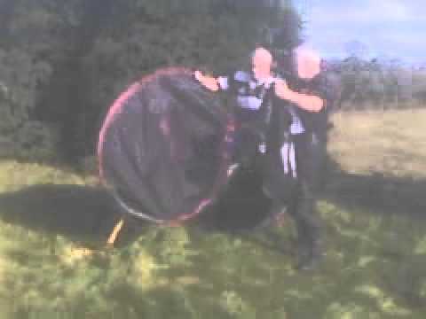 how to fold a self erecting tent