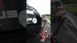 NUVENS NEGRAS A NOS PERSEGUIR