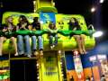 videos de Katelyn, brave enough for the Frog Hopper!