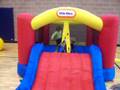 videos de Aidan at bouncing Windsor Rec Center