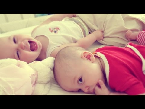 BABY LEARNS TO READ!