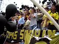 La entrada a la cancha de Peñarol... hinchadamanya.uy.nu