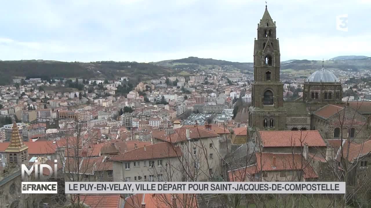 Le Puy-en-Velay Point de départ vers Saint Jacques Midi en France Mars 2015 Le Puy-en-Velay Point de départ vers Saint Jacques Midi en France Mars 2015