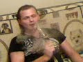 Sergej pali z bluby wodnej