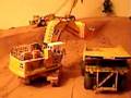 Liebherr 996 loading Dumptruck CAT 797