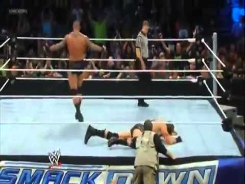 how to define swagger