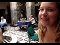 Comendo no Riad- Olha a cara de nojo da Nazira !!!!