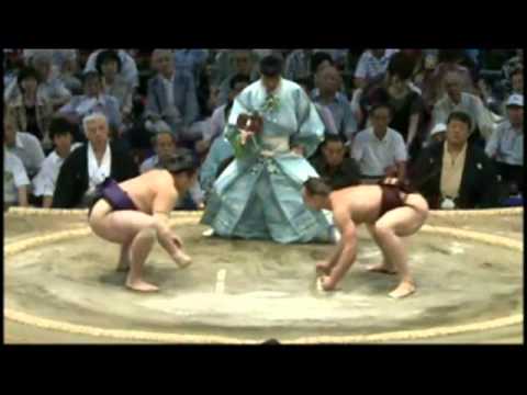 EPIC: Pequeno Lutador de Sumo Derrota Gigantes