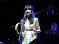 she-him-zooey-deschanel-m-ward-magic-trick-live-.html