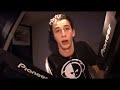 driss b live @ bus paladium pour la soir�e etudiante isc avec muttonhead et didier sinclair !!
