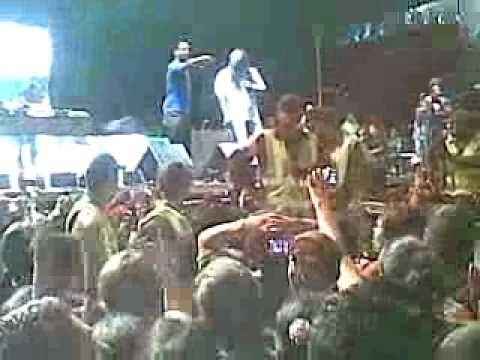 Zion & Lennox  -  Tu Principe @ Carnavales De Barquisimeto (2011)
		 