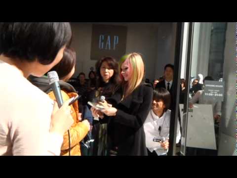 Grand Opening of Gap's Flagship Store in Tokyo Video