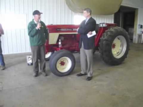 Michigan fruit growers discuss crop loss with congressman