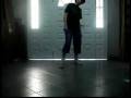 videos de tomaapormiron baila electro y lo molesta su hermanito :p
