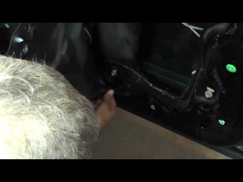 Buick LeSabre Removing Window Regulator Right Front – Part 1