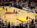 U Haslen -puts up a last second shot