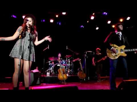 Trish Badger - The Alternate Routes and Taryn Chory perform a cover of Florence and The Machine's