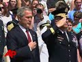 Bush Honors Fallen at Tomb of the Unknowns Bush Honors Fallen at Tomb of the Unknowns
