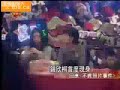 阿嬌終於站出來面對傳媒與公眾了。她是遲早要出 來的，因為她不會願意放棄她的演藝事業，她所屬 的公司也不想放棄這隻生金蛋的鵝。她 說，她以 前很天真很，但現在已長大了。短短幾句話，她 沒 有承認做錯過甚麼，但實際上已承認淫照不是移花 接木的合成照 了 。　　　　　　　　事實上，阿嬌以前並不天真，並不，她的 天真無邪的小天使形象，是假扮出來的。她前年在 偷拍事件後痛哭流涕，表示以後無顏面對視她為偶 像的小朋 友。她有一次看到兩個影星接吻，表 示 很惡心，說自己不會這樣做。她出席由大衛城文化 中心主辦的「 貞 潔 校 園 開 學 禮 」，明確表 示拒絕婚前性行為。她說這些話的時候（06 年） ，同時在拍淫照。本報留言網中，有人說「 大 家 鄙 視 的 不 是 你 的 放 蕩 ， 而 是 你的 虛 偽 。 」