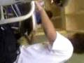 Ale Vilar haciendo machete en Quimica