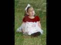 videos de Young Kids Watch 7 Year Old Little Girl Travel Backward in Time to Infancy