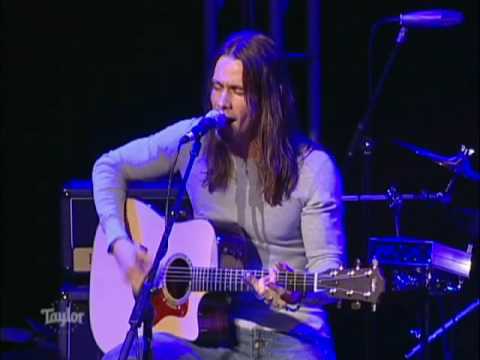 how to locate guitar bridge