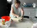 Mia Nonna Facendo le \"Ciambelle di Capdanno\" alla Ripana (4