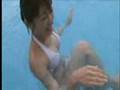 熊田曜子 in Pool
