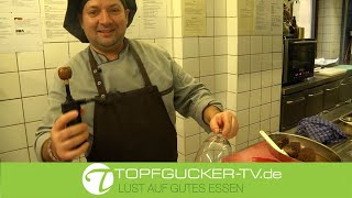 Teriyaki gebeizte Kalbsfiletstreifen im Thymianrauch mit Senfsauce, geschmorten Pak-Choi mit Shiitakepilzen und grünem Spargel