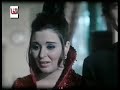 taheya karioca refused to dance in any movie after her retirement. soad hosni asked the film's director hasan el imam to try and convince taheya to dance for a few seconds in the film.