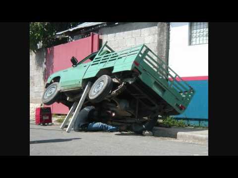 Stupidity At The Workplace... (Bad & funny habits on the job - death and injury factors at work)