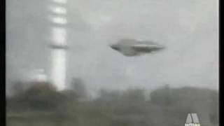 Video unique d'un ovni en Italie en 2007 reelle et vu de près ceci en HD