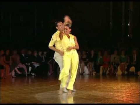 Maxim Kozhevnikov & Beata - Doobee Doobee Doooo