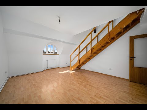 Video Podkrovní mezonet 3+1 na Letné, Praha 7 - Na výšinách