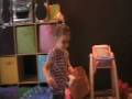 videos de Jaxen eating cereal for the 1st time