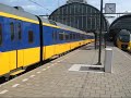Vertrek ICMm 4012 + 4013 uit Amsterdam Centraal