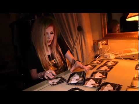 First time I'm signing my new album cover! Video